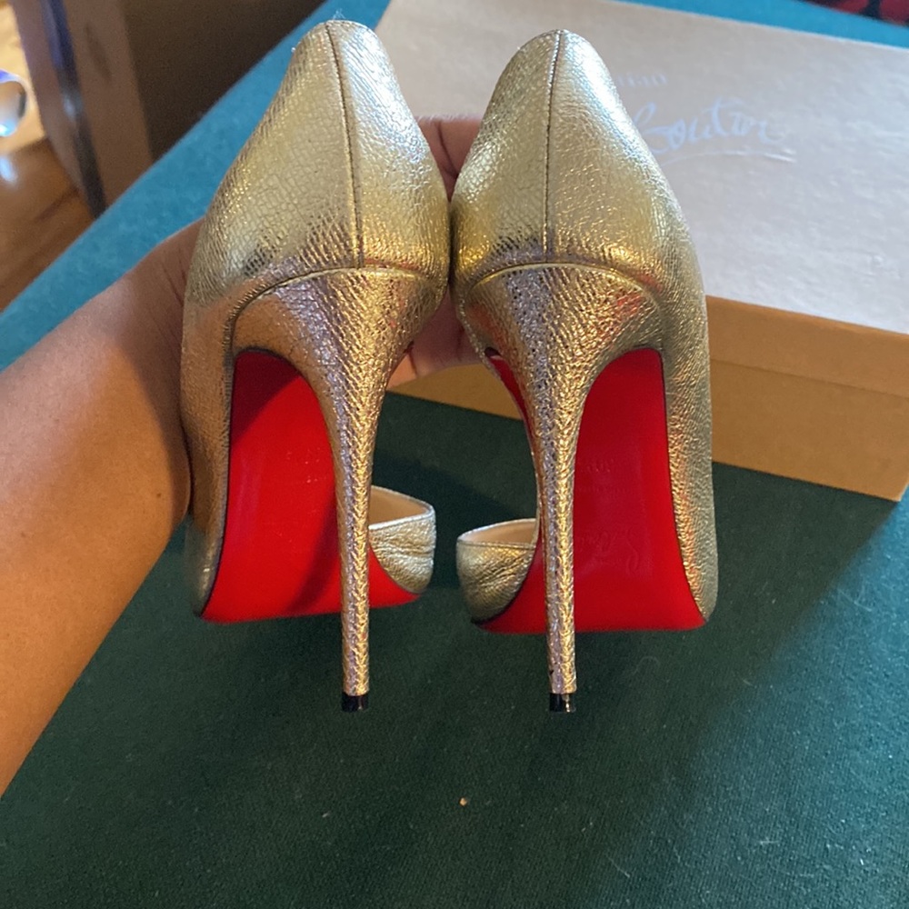 Christian Louboutin Iriza 100 Gold Pumps